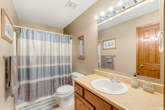 5531 Gate Tree Ln, Fort Wayne, IN 46835 - full bath featuring toilet, vanity, a shower with shower curtain, and tile patterned floors
