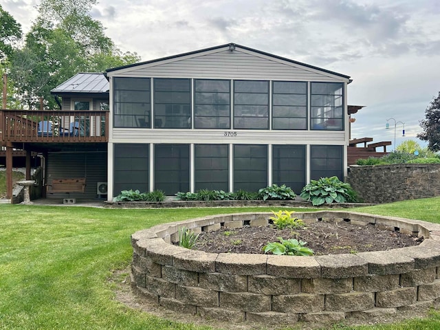3705 E Forest Glen Ave, Leesburg, IN 46538 - back of house featuring a wooden deck and a lawn
