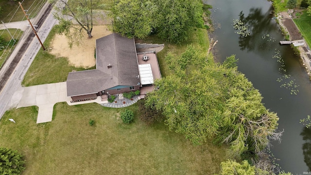 4630 E Armstrong Rd, Leesburg, IN 46538 - view from above of property with a nearby body of water