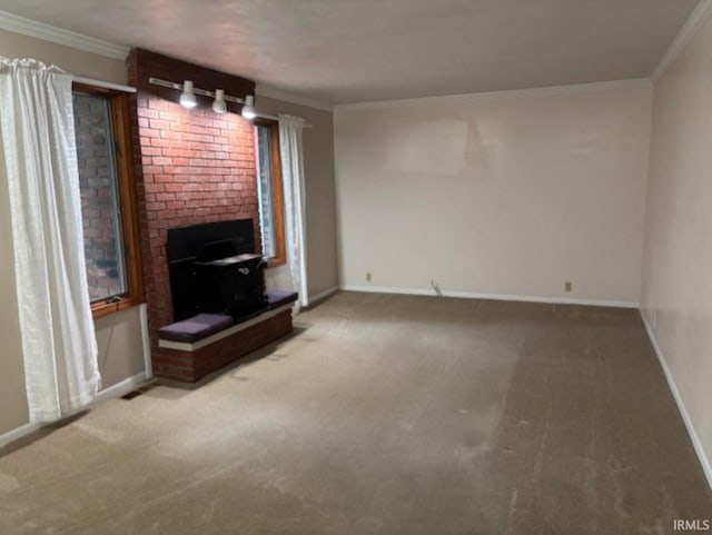 1880 N Michael Dr, Marion, IN 46952 - unfurnished living room with carpet floors, crown molding, and baseboards