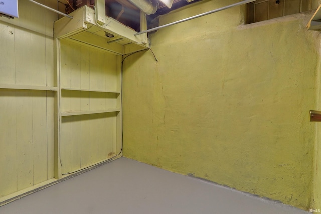 2305 E Virginia St, Evansville, IN 47711 - view of basement