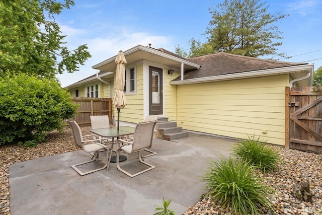 1010 W Sycamore St, Kokomo, IN 46901 - view of patio featuring entry steps