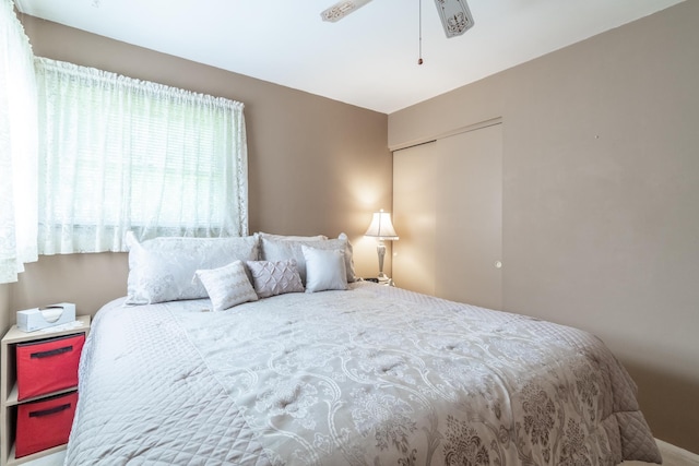 705 W W Spg, Fremont, IN 46737 - bedroom with a closet and a ceiling fan