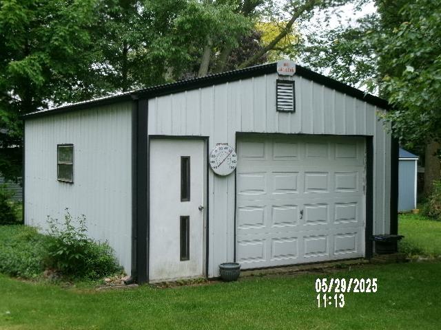 705 W W Spg, Fremont, IN 46737 - view of garage