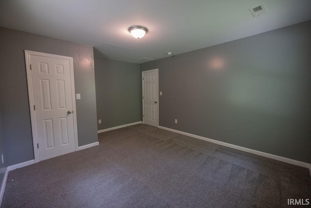 1034 Harter Blvd, Anderson, IN 46011 - carpeted empty room with baseboards