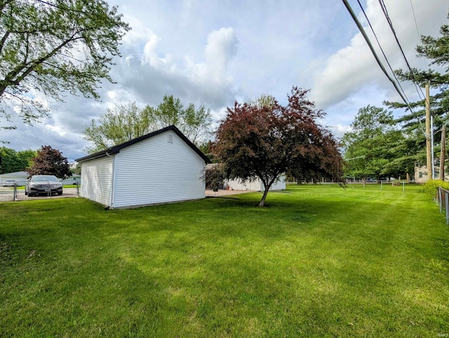 7382 Denise Dr, Fort Wayne, IN 46835 - view of yard