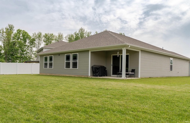 1208 Mount Isa Pl, Fort Wayne, IN 46845 - back of property with a patio area