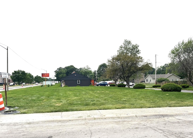 2000 W Mcgalliard Rd, Muncie, IN 47304