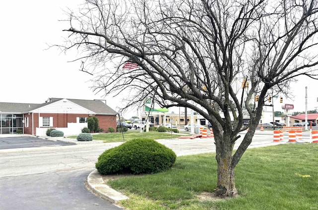 2000 W Mcgalliard Rd, Muncie, IN 47304