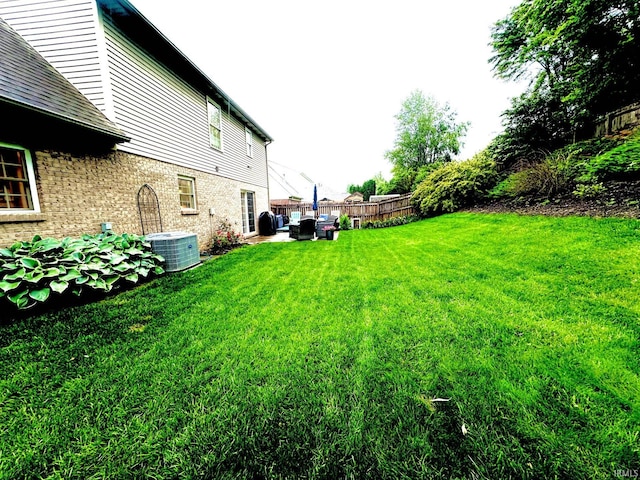 212 Alexandria Dr, Newburgh, IN 47630 - view of yard featuring central air condition unit