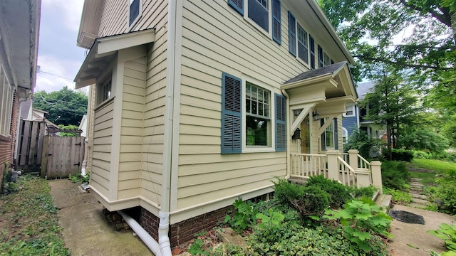 447 Englewood Ct, Fort Wayne, IN 46807 - view of home's exterior