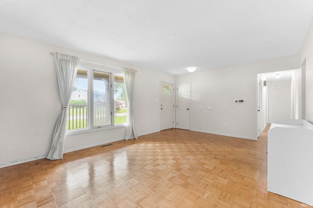 6420 Londonderry Ln, Fort Wayne, IN 46835 - empty room with baseboards