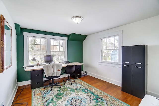 1920 Kenwood Ave, Fort Wayne, IN 46805 - office area featuring baseboards and wood finished floors
