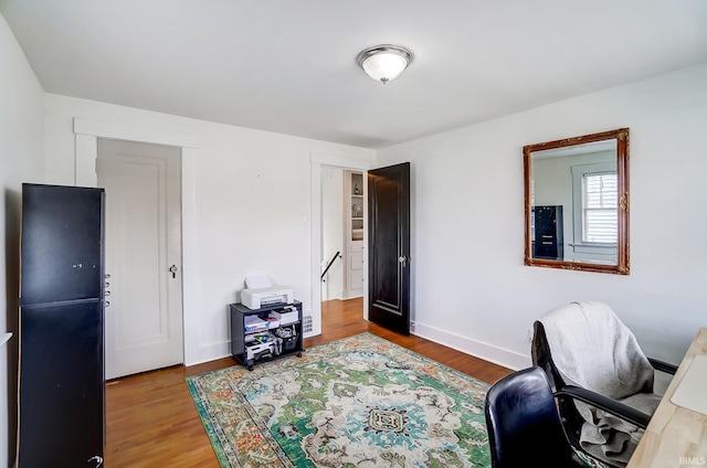 1920 Kenwood Ave, Fort Wayne, IN 46805 - home office featuring wood finished floors and baseboards