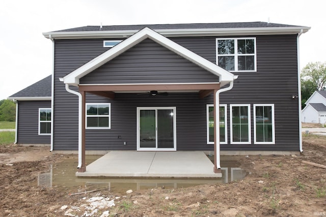 909 S Hoke Ave, Frankfort, IN 46041 - rear view of house with a patio