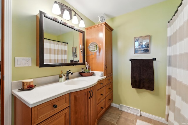 1407 Bluebird Dr, Warsaw, IN 46580