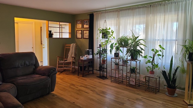 6403 Old Trail Rd, Fort Wayne, IN 46809 - living area featuring wood finished floors