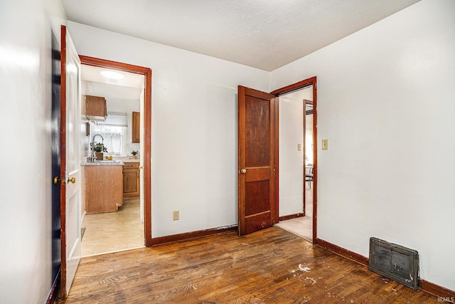 318 S Cottage Ave, Goshen, IN 46528
