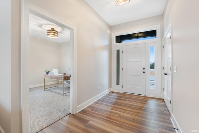 2088 Seward Lake Pass, Fort Wayne, IN 46814 - entrance foyer featuring wood finished floors and baseboards