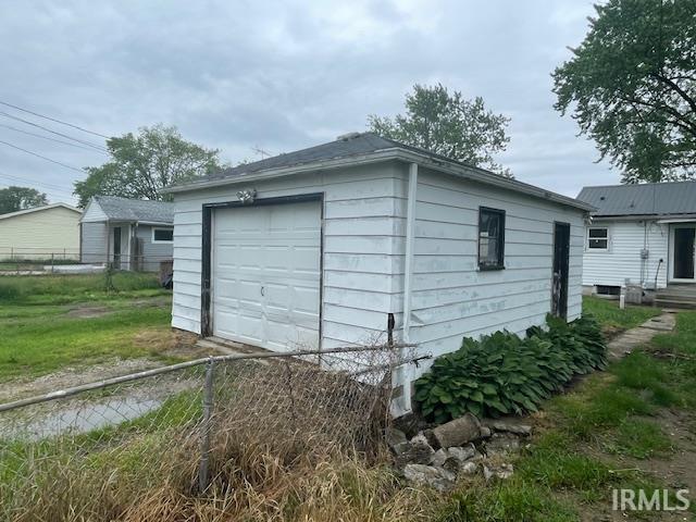3007 S Hackley St, Muncie, IN 47302 - view of detached garage