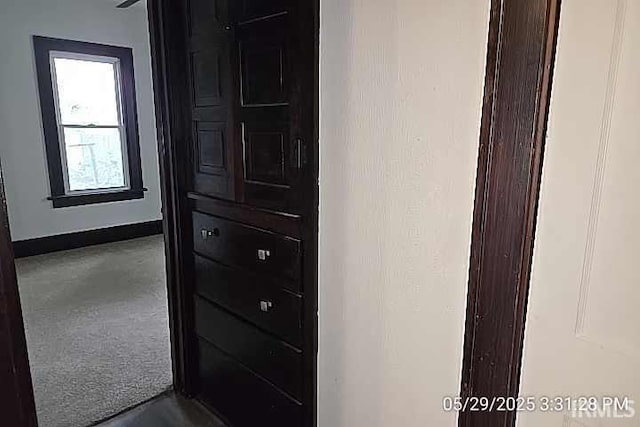 121 Altgeld St, South Bend, IN 46614 - detailed view of baseboards
