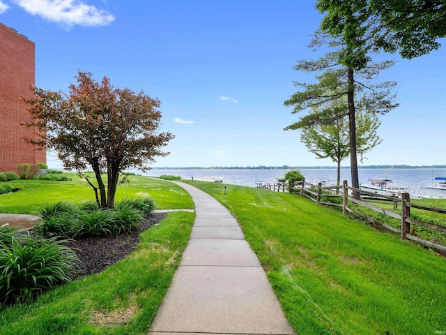 10660 N Southshore Dr Unit D3, Syracuse, IN 46567 - view of property's community featuring a water view