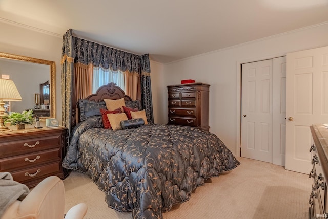 1023 Sunset Dr, Wabash, IN 46992 - bedroom featuring carpet flooring and crown molding