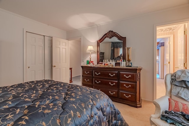 1023 Sunset Dr, Wabash, IN 46992 - carpeted bedroom featuring ornamental molding and a closet