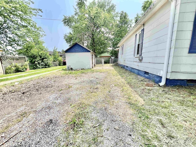 216 W Walnut St, Boonville, IN 47601 - view of yard