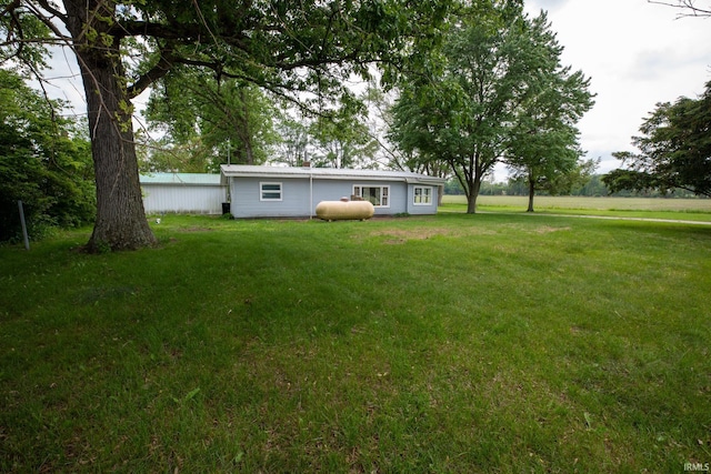 8147 15th Rd, Argos, IN 46501 - view of grassy yard
