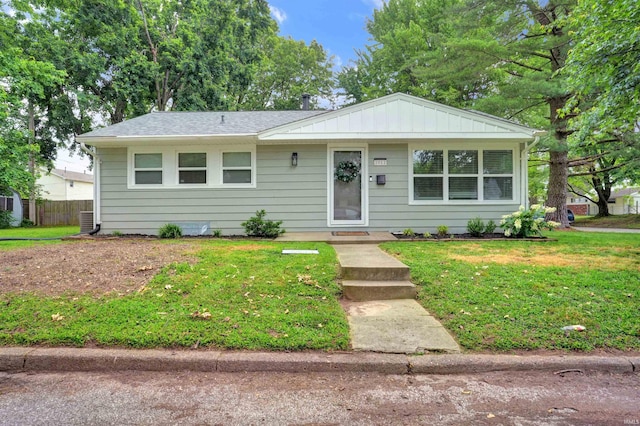 2012 Clayton Ave, Evansville, IN 47715 - bungalow featuring board and batten siding and a shingled roof
