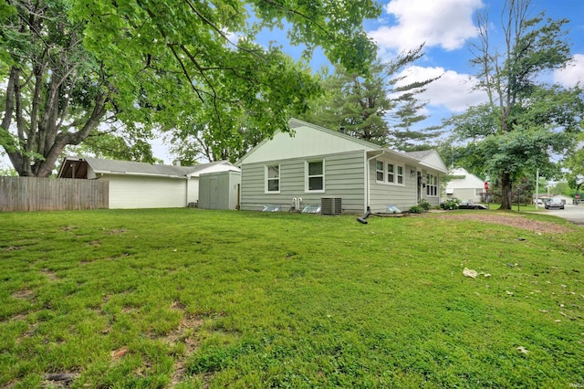 2012 Clayton Ave, Evansville, IN 47715 - back of house featuring cooling unit