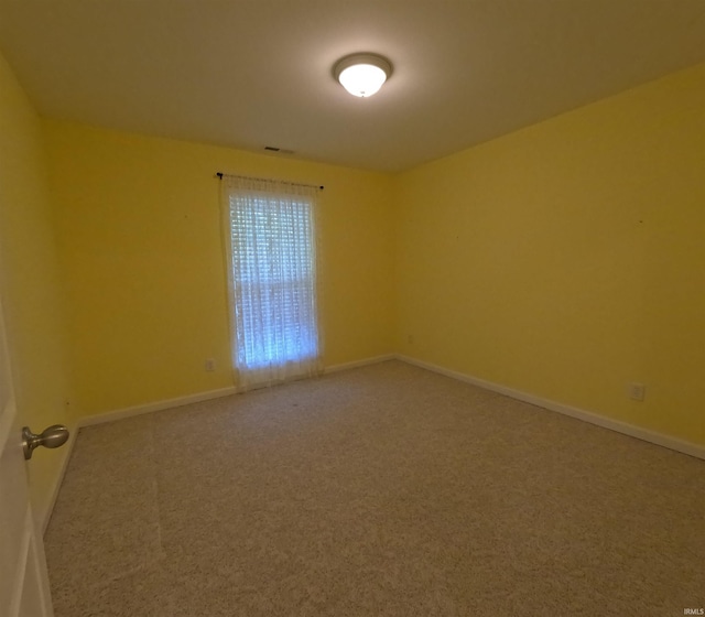 3408 Fox Ct, Evansville, IN 47711 - empty room featuring carpet floors and baseboards