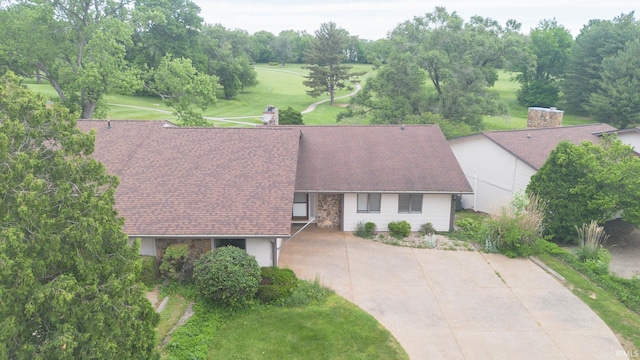 604 W Soutar Dr, Bloomington, IN 47403 - aerial view of property and surrounding area with a tree filled landscape