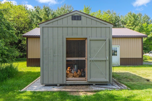 2395 State Road 427th Hwy, Waterloo, IN 46793 - view of poultry coop with a lawn