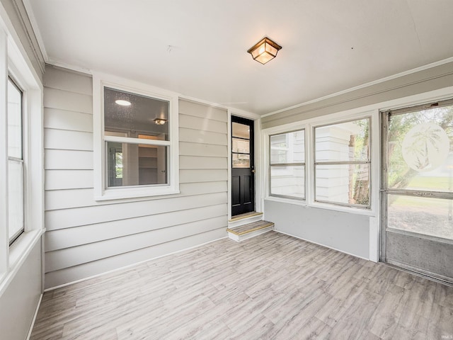 2425 Ojibway Trl, Fort Wayne, IN 46809 - unfurnished sunroom featuring healthy amount of natural light