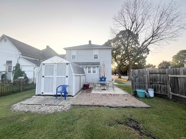 400 Burlington Ave, Logansport, IN 46947 - back of property with a patio area