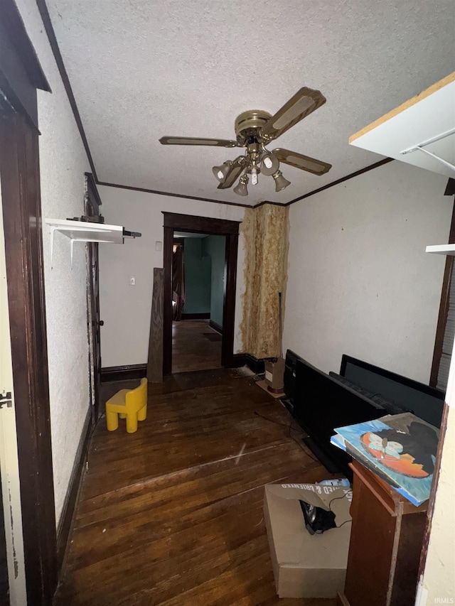 457 E Leith St, Fort Wayne, IN 46806 - hall featuring hardwood / wood-style floors, a textured ceiling, and baseboards