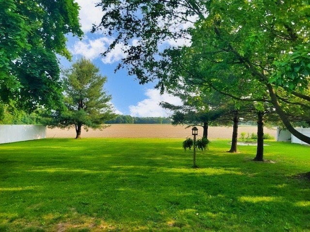 4624 3b Rd, Bremen, IN 46506 - view of yard