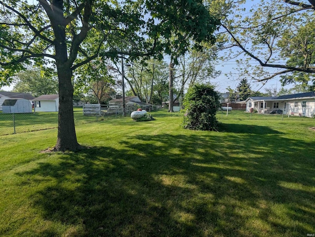 417 S Linn Grove Ave, Berne, IN 46711 - view of yard