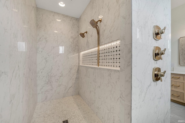 121 Jadis Ct, Fort Wayne, IN 46845 - bathroom featuring tiled shower