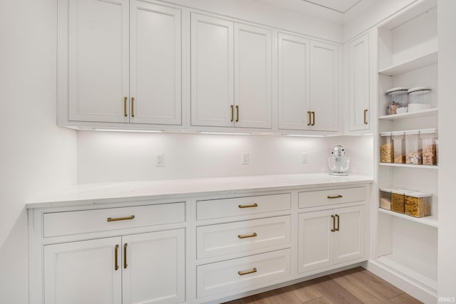 121 Jadis Ct, Fort Wayne, IN 46845 - detailed view of wood finished floors