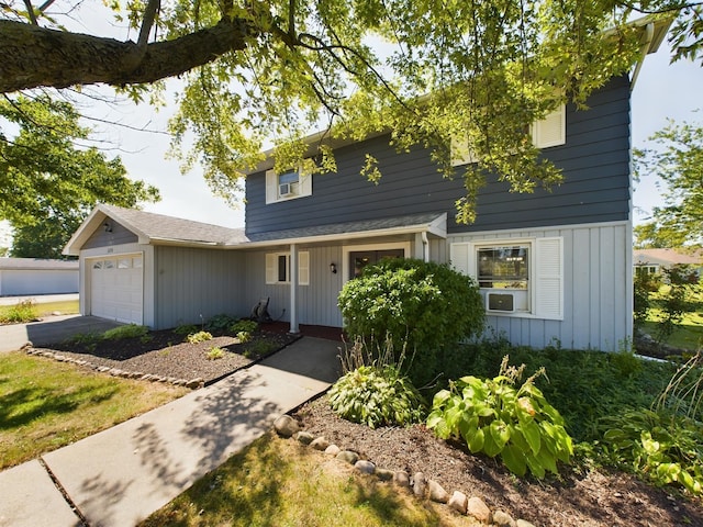 1326 Stag Dr, Fort Wayne, IN 46804 - traditional-style home featuring an attached garage and driveway