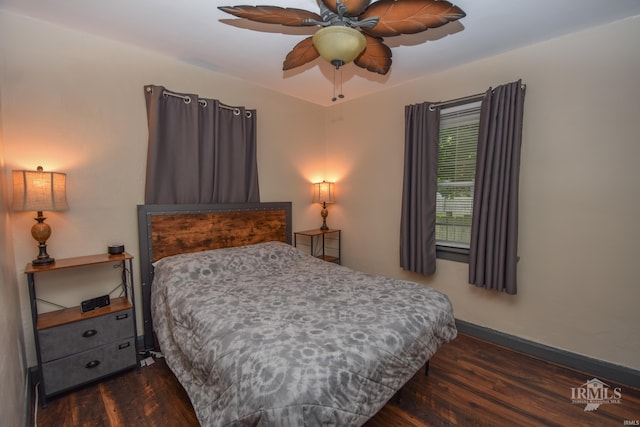 1816 W 13th St, Muncie, IN 47302 - bedroom featuring wood finished floors, baseboards, and a ceiling fan