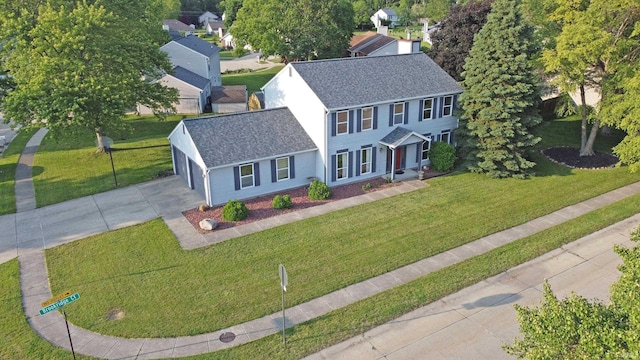 904 Brookridge Ct, Lafayette, IN 47909 - view of front of property featuring roof with shingles, driveway, a front yard, and an attached garage