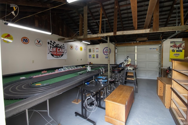 507 N Howard St, Union City, IN 47390 - view of garage