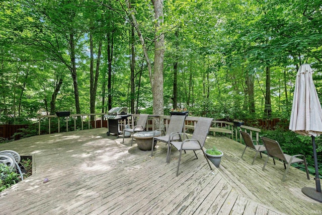 1320 Castle Dr, Lafayette, IN 47905 - deck with a grill