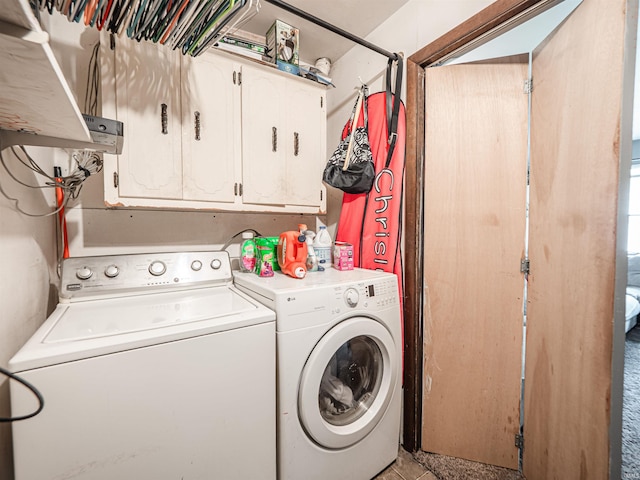 11219 Denzer Rd, Evansville, IN 47712 - laundry room featuring washer and dryer and cabinet space