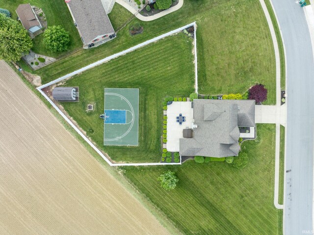 210 Meadows Dr, Greentown, IN 46936 - aerial view