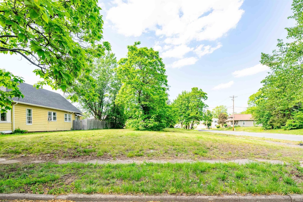 1823 Sibley Ave, South Bend, IN 46628